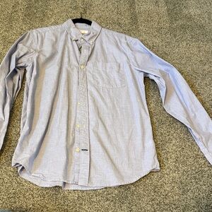 Gap shirt